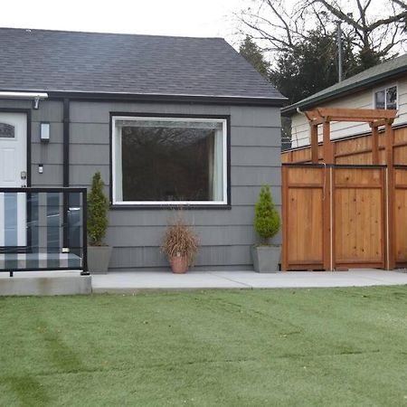 Cozy Crown Hill Carkeek Cottage W/3 Beds, Full Kitchen & Backyard In North سياتل المظهر الخارجي الصورة